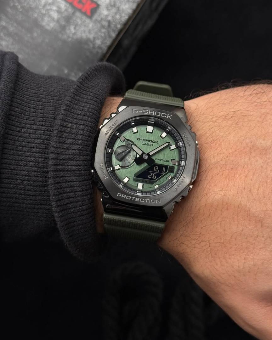 Casio g shock gm2100